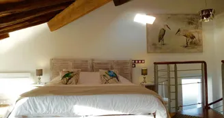 La maison triangulaire - isabelle denelle